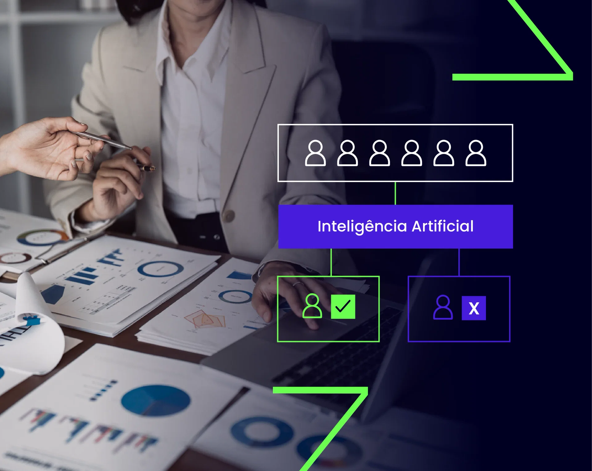 Duas pessoas analisam relatórios financeiros, com gráficos sobre a mesa. Sobre a imagem, uma ilustração representa a Inteligência Artificial avaliando perfis, indicando aprovação (ícone verde) ou rejeição (ícone azul)